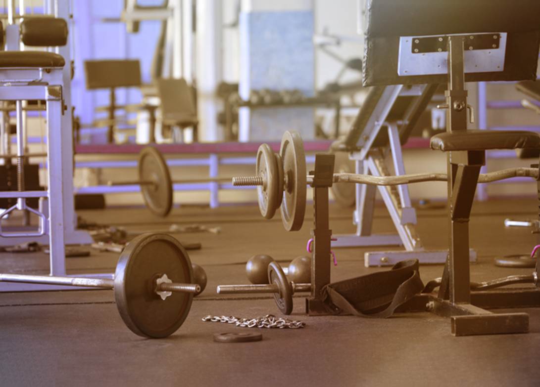 A close-up of weights on the floor

AI-generated content may be incorrect.